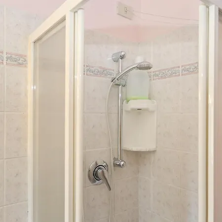 Guest house La Rosa Lucca