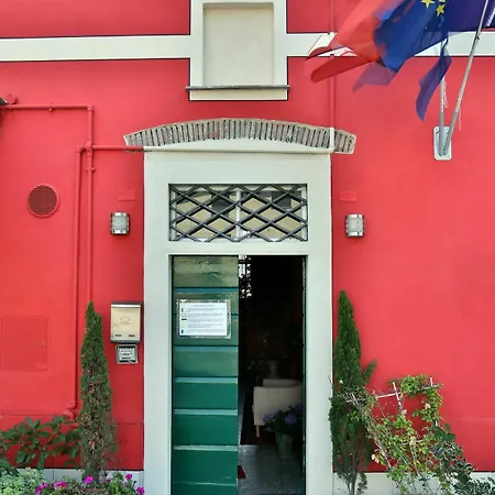 Guest house La Rosa Lucca
