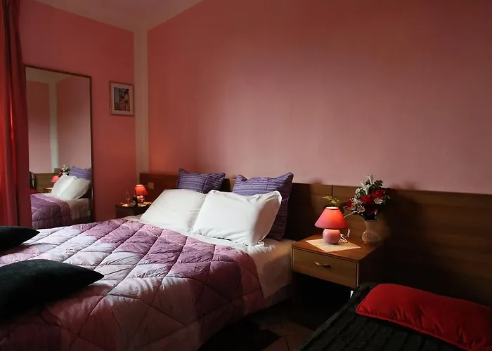 Πανσιόν La Rosa